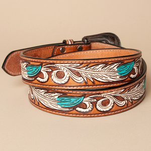 Ceinture en cuir travaillée à la main avec motif plume, accents turquoise, boucle argentée, style western, équestre, confortable - Product Image 3