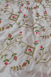 Tissu de coton luxueux à broderie lourde pour robes sophistiquées, robes de soirée élégantes, vêtements de fête haut de gamme, personnalisation de marque, vente en gros - Product Image 5