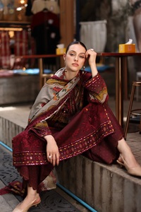 Diseño más reciente de salwar kameez para mujer, ropa de invierno para damas, vestido de lino de muy alta calidad, bordado e impreso. - Product Image 5