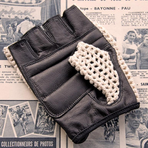 Gants de cyclisme demi-doigts style vintage avec dos en crochet, paume rembourrée antidérapante et design premium - Product Image 2