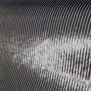 Tissu tricoté tri directionnel 450gsm de fibre de carbone pour le bagage d'industrie d'artisanat de voiture - Product Image 5