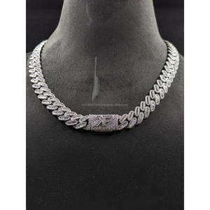 Cadena cubana premium con incrustaciones de diamantes VVS Moissanite, plata de ley 925, collar hip hop para hombre y mujer de Trisha Jewels - Product Image 1