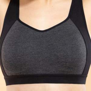 Sujetadores deportivos de yoga de alto impacto para mujer, con logo personalizado, elásticos y ajustables, tipo racerback, venta al por mayor, fabricante OEM ODM - Product Image 4