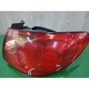 Luz Trasera Derecha Usada para Elantra 924022Q000 2006-2011 en Excelente Estado 220x400x620mm - Product Image 1