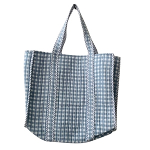 Bolso Tote Estilo Bohemio con Estampado a Mano en Cuadros Azules Pastel |   Bolso de compras acolchado de algodón para verano/otoño/invierno, para uso diario - Product Image 1