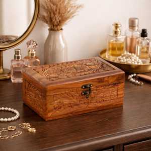 Budget Friendly Wooden <b>Keepsake</b> Chest for Memories, <b>Wedding</b> Gifts, Jewelry and Personal Accessories - Product Image 2