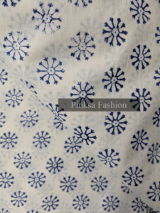 ผ้าฝ้ายพิมพ์ลายบล็อกอินดิโกแบบดั้งเดิมของอินเดีย 100% สำหรับตัดเย็บเสื้อผ้า ผ้าสำหรับทำเสื้อเชิ้ต ผู้จัดจำหน่ายส่งออกจำนวนมาก - Product Image 5