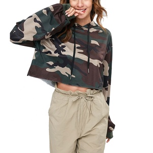 เสื้อฮู้ดดี้โอเวอร์ไซส์คุณภาพสูงสำหรับผู้หญิงและผู้ชาย  แบบสวมหัว พิมพ์ลายด้านหน้าได้ตามต้องการ  ใส่สบายๆ สไตล์สตรีทแวร์  ผ้าฟลีซระบายอากาศได้ดี เหมาะสำหรับฤดูใบไม้ร่วงและฤดูหนาว - Product Image 3