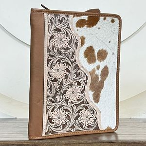 Carpeta Organizadora de Piel Genuina de Vacuno Grabada a Mano con Diseño Floral Occidental y Cremallera, Modelo 2026, para Negocios y Planificación - Product Image 3