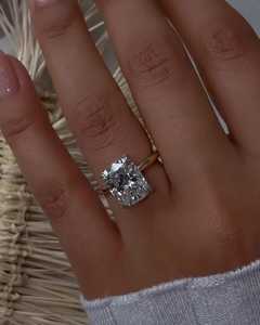 Bague de fiançailles en diamant CVD cultivé en laboratoire de 4 carats, taille coussin, avec alliance en or massif 18 carats, certification IGI, clarté VS+, couleur blanche D/E/F - Product Image 6