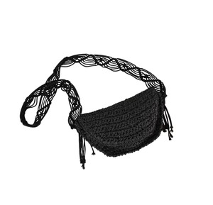 Célébrez les tendances bohèmes modernes avec ce sac en fil naturel saisissant, conçu pour les créateurs de tendances qui aiment les détails faits main. - Product Image 3