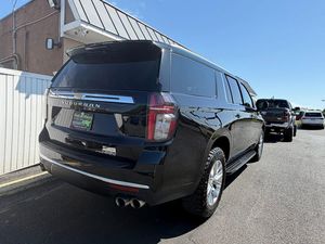 Chevrolet Suburban Usado 2022 - Product Image 2