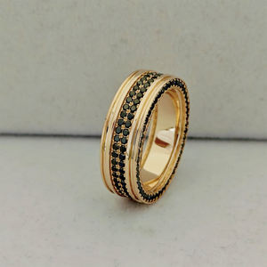 Bague personnalisée en diamant noir, or 14k 18k, émeraude naturelle taille fantaisie foncée, bijoux de luxe pour homme RIZTA JEWELS - Product Image 4