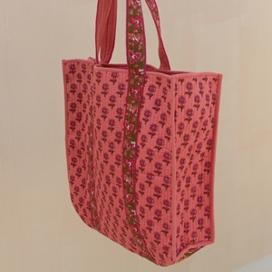 Floral Printed Quilted Reversible Handmade Tote <b>Bag</b> <b>Long</b> Handle Zipper Closure Shopping Travel Supermarket Daily Use - Product Image 6