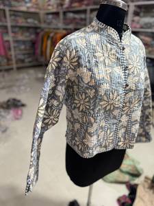 Quilted Floral Print <b>Mandarin</b> <b>Collar</b> <b>Jacket</b> Women's Full Sleeve Cotton Polyester Reversible Single Button Closure Autumn Winter - Product Image 2