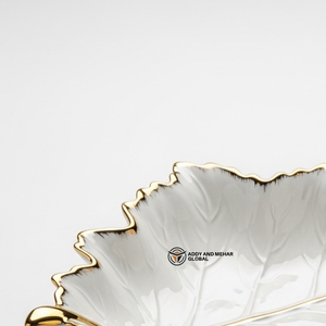 Tazón de Cerámica Blanco en Forma de Hoja con Borde Dorado, Plato Decorativo para Aperitivos, Vajilla Elegante para Decoración de Mesa en el Hogar y la Cocina - Product Image 5