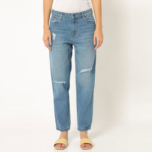 Pantalones vaqueros de mezclilla para mujer, personalizados para la temporada de otoño, con detalles de costuras en lavado oscuro, venta al por mayor, con dobladillo elástico y bolsillos tipo cargo - Product Image 4