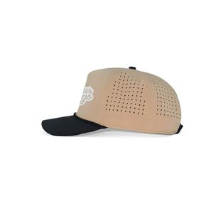 Casquette de golf légère et imperméable, structurée, avec détail en corde, trous découpés au laser, logo brodé 3D personnalisé pour golfeurs actifs - Product Image 2
