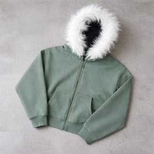 Sweat à capuche zippé pour homme en molleton bouclette 100% coton, coupe ample, avec logo frontal, effet fourrure synthétique, lavé, design hiver, personnalisé, haute qualité, écologique - Product Image 5