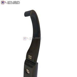 Couteau à sabots LIPUMA <span class=keywords><strong>ARION</strong></span>, lame en acier inoxydable noir, manche ergonomique perforé, couteau professionnel de qualité supérieure pour le soin des sabots de cheval - Product Image 3