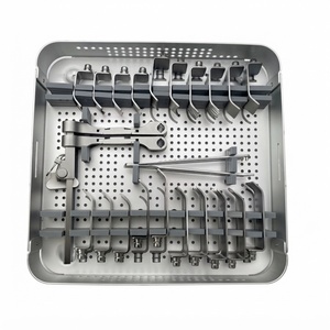Juego de Instrumentos Distractores Cervicales Espinales con Cuchillas Retractoras y Bandeja de Esterilización para Uso en Quirófano - Product Image 4