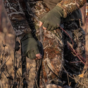 Salopette de chasse imperméable et respirante pour hommes avec sangles à crochets en G, poches en polaire et isolation de haute qualité pour l'automne et les activités de plein air - Product Image 6