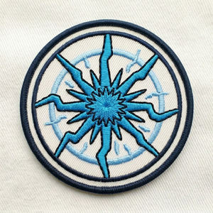 Patch brodé en fer personnalisé, motif étoile abstraite bleue stylisée, badge géométrique symétrique, vente en gros pour sacs et vêtements - Product Image 1