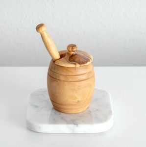 Tarro de Miel de Madera Artesanal con Tapa y Cucharón, Contenedor de Miel de Madera en Forma de Barril, Tarro de Almacenamiento, Suministro al por Mayor - Product Image 3