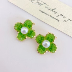 Pendientes de Perlas con Diseño de Flor Fresca, Clip para Oreja, Estilo Francés, Trébol Verde, Bosque Fresco, Placa de Incienso Antimosquitos para Mujer, Sin Perforación - Product Image 3