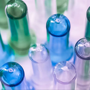 Preforma de PET Duradera para la Fabricación de Botellas de PET - Product Image 1