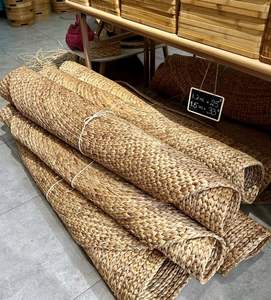 Tapis ronds bohèmes antidérapants en jacinthe d'eau naturelle, faits à la main et durables - Product Image 2