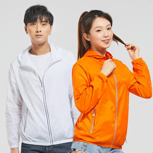 Chaqueta Acolchada Plegable de Invierno con Protección UV, Cuello Alto y Cierre Frontal, Servicio OEM Directo de Fábrica al Por Mayor - Product Image 1