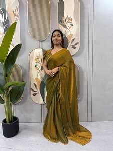 Robe de soirée de créateur avec dupatta perlée sur quatre côtés - Product Image 3