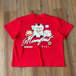 Camiseta Oversize para Mujer Tallas Grandes Manifest, Estampado de Personajes Rojo y Amarillo, Cuello Redondo Casual, Manga Corta, Spandex/Algodón Bordado - Product Image 2