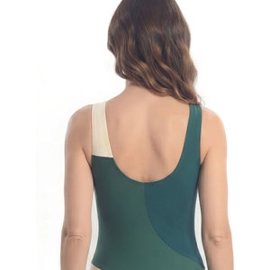 Maillot de bain tendance pour femmes, conçu pour la plage, la piscine, les exercices aquatiques, avec tissu lisse, séchage rapide et mouvements faciles - Product Image 4
