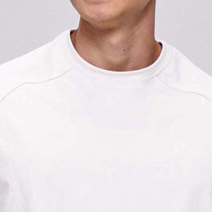 เสื้อยืดออกกำลังกายผู้ชาย แห้งเร็ว ยืดหยุ่น ระบายอากาศดี เหมาะสำหรับฟิตเนส เทรนนิ่ง กีฬา รับผลิตตามแบบ พร้อมสกรีนโลโก้ - Product Image 5