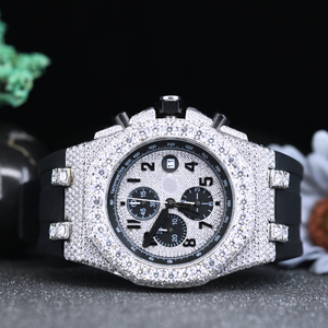 Montre chronographe de luxe sertie de diamants – Montre à quartz pour homme avec lunette entièrement sertie de diamants Moissanite CZ et bracelet en caoutchouc noir - Product Image 1