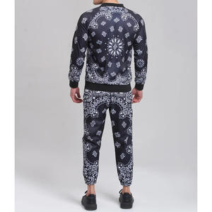 Ensemble de survêtement unisexe doux et confortable en coton mélangé, sweat-shirt et pantalon surdimensionnés, parfait pour les hommes, les femmes, les adolescents et les jeunes - Product Image 2