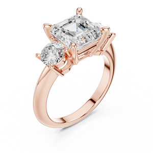 Anillo de Oro Rosa Sólido de 14K con Cuatro Puntas y Tres Diamantes, en Oferta, para Chicas - Product Image 4
