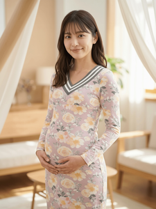 Robe de maternité et d'allaitement florale Bmama avec double fermeture éclair, accès facile pour l'allaitement, col en V, manches longues, longueur genou, pour la grossesse et la post-partum - Product Image 1