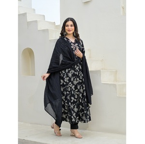 Conjunto de pantalón y kurta Anarkali negro de alta calidad para mujer con dupatta, para uso casual, de oficina o diario, disponible a buen precio. - Product Image 1