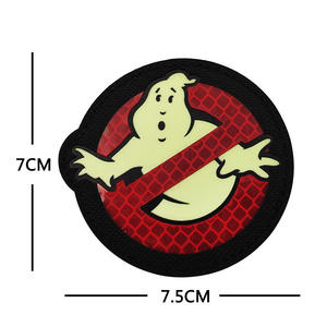 Patch en PVC et silicone personnalisé avec logo en relief pour vêtements, chapeaux, jeans, sacs à dos, uniformes tactiques – Vente en gros directe usine - Product Image 4