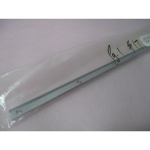 AMAT 26-81645-00, NDM-C-266, 0516607, Riel de sujeción. Equipo y Piezas de Semiconductores de Confianza de Marca Global en - Product Image 3
