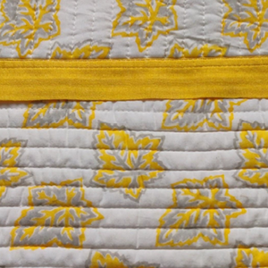 Funda Protectora para Laptop Acolchada, Hecha a Mano en Rajastán, con Cierre, de Algodón Ecológico, con Estampado de Bloques, Elegante y Duradera, Venta al Por Mayor - Product Image 2