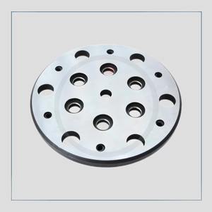 Plaque de pompe hydraulique de haute précision en acier allié, pièce de rechange OEM pour tracteur diesel - Product Image 1