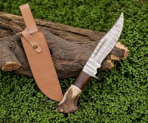 Cuchillo de Hoja Fija de Acero de Damasco Hecho a Mano con Punta Caída, Mango de Madera, Funda de Cuero, para Caza, Supervivencia al Aire Libre, Bricolaje, Grado DIY, 12 Pulgadas - Product Image 5