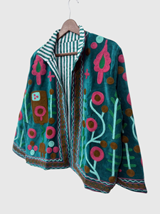 Veste en velours brodée à la main avec des motifs floraux, manches longues, col rabattu, style chic prairie pour adultes, tenue d'automne - Product Image 2