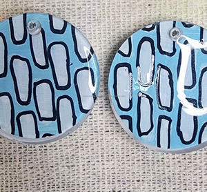 Top Quality Highly Polished Shiny Handcrafted Luxurious Customized Color Resin Fashion <b>Earrings</b> for Women From India - Product Image 3