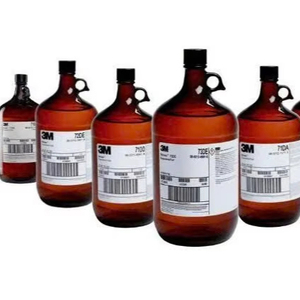 3M ™   Novec ™   7300 Fluides techniques pour transfert de chaleur, applications de nettoyage et de test électronique, seau de 1 gallon/5,4 kg, provenant des États-Unis - Product Image 1