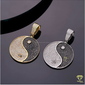 Bijoux Hip Hop Unisexe Pendentif symbole glacé avec diamant Moissanite blanc et argent sterling 925 plaqué rhodium - Product Image 3